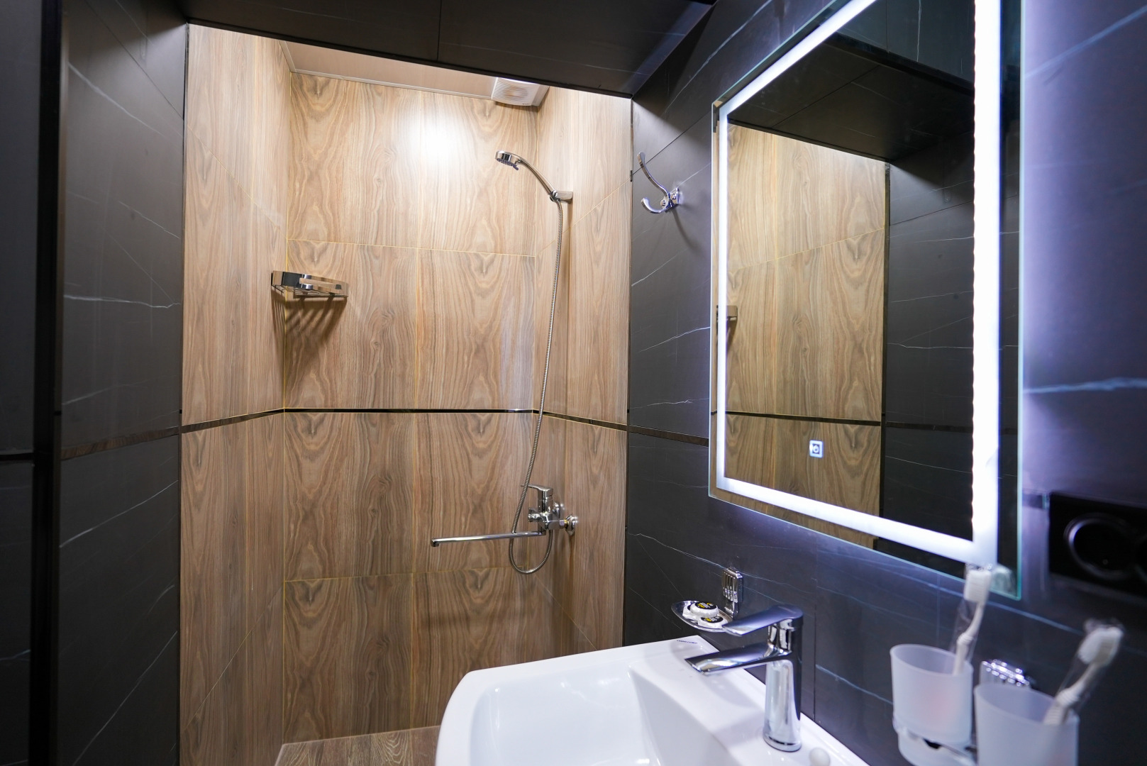 Photo - Chehran Hotel