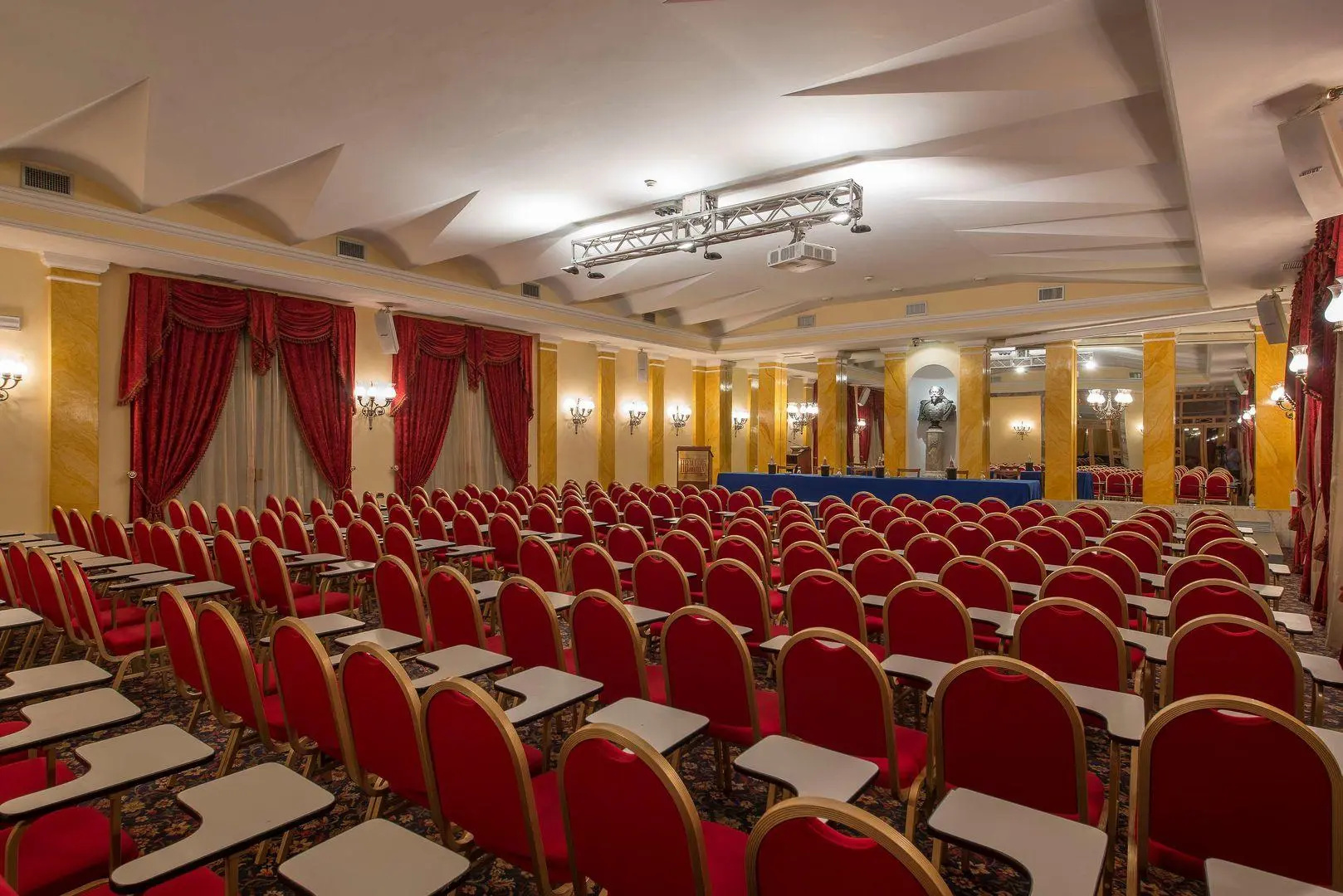 Photo - Bettoja Hotel Massimo D'Azeglio