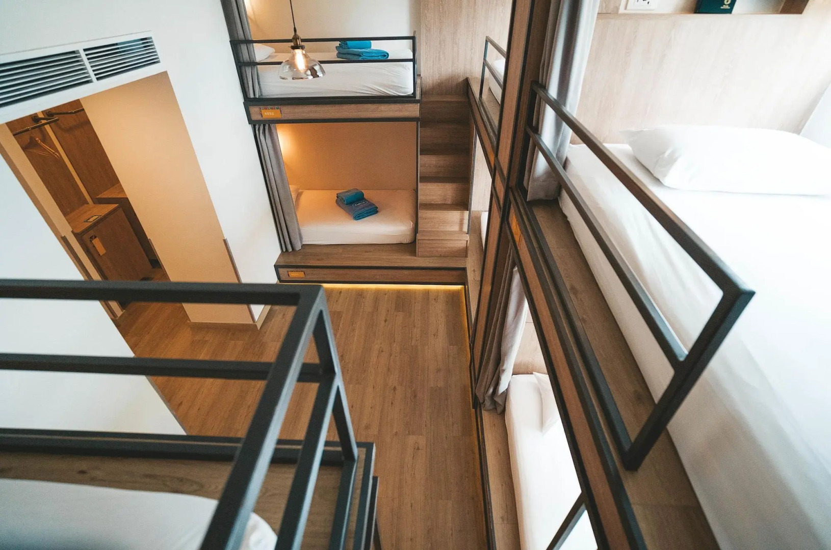 Foto - Lub d Manila Makati - Central Makati, Near Nightlife