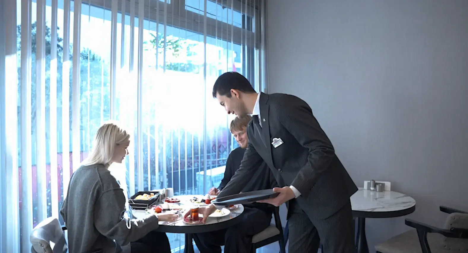 Photo - Comfort Point Two Hotel