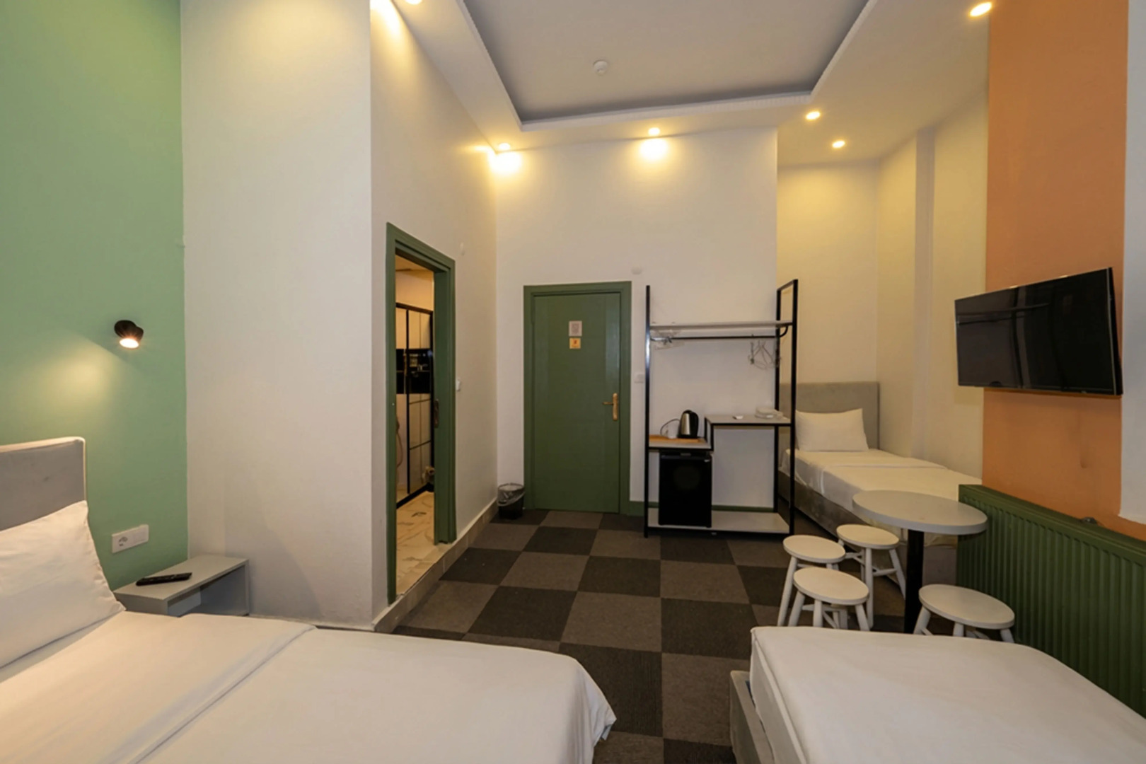 Photo - Rafinn Hotel