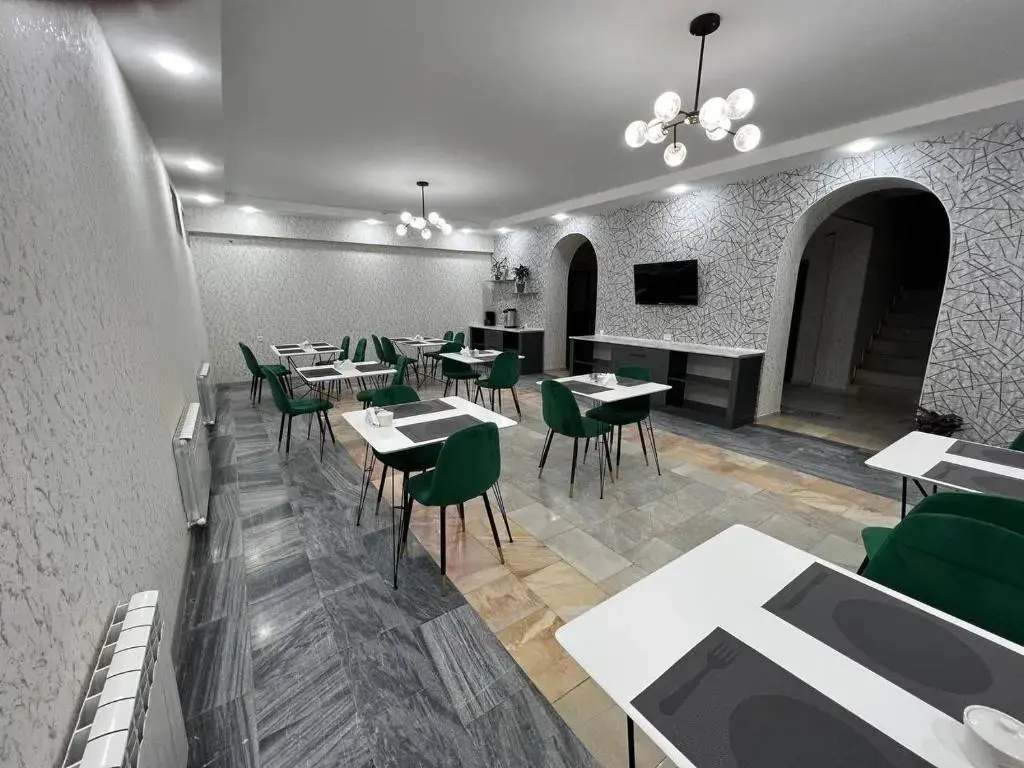 Foto - Haziniy Hotel