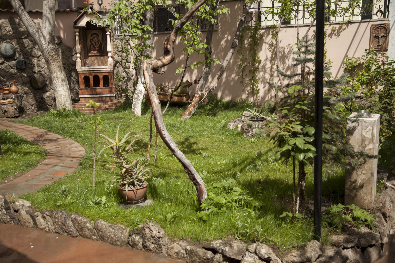 Photo - Hin Yerevantsi Hotel