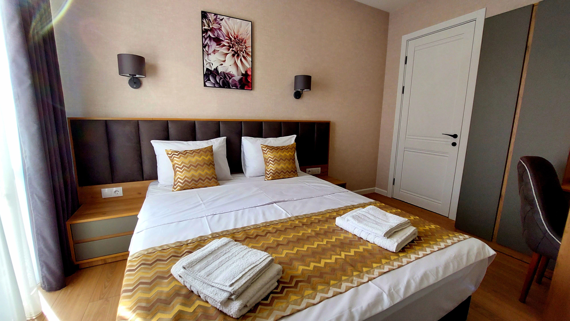 Photo - Falcon Boutique Hotel