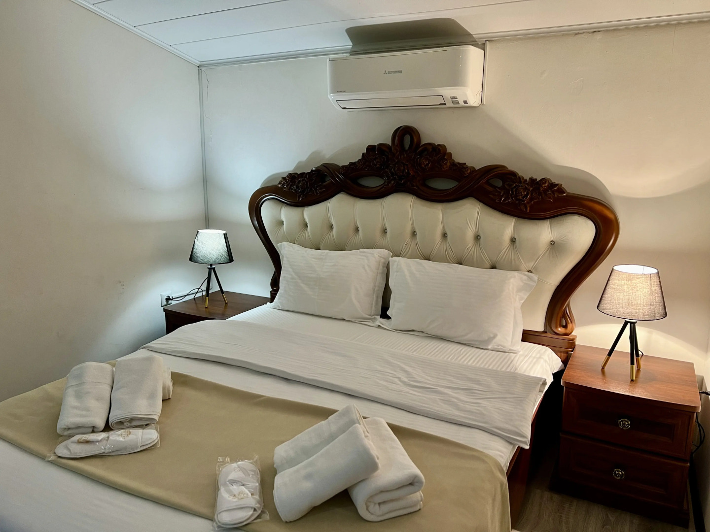 Photo - Family Hotel