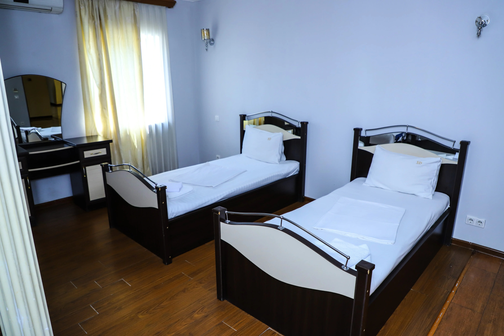 Photo - SD David Hotel
