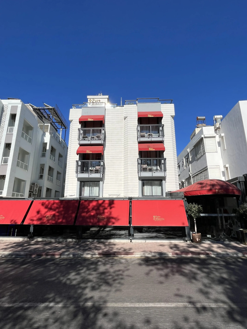 Photo - Pure Blanche Hotel