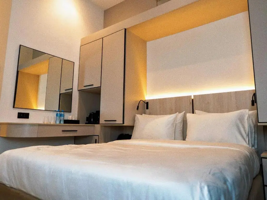 Photo - Central Square Hotel