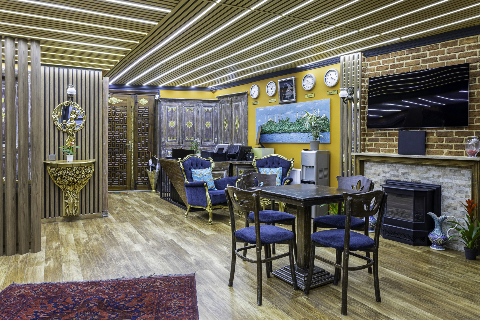 Photo - Wonder Wood Hotel