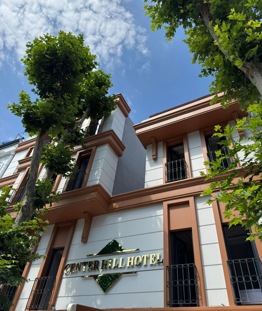 Photo - Center Hill Hotel