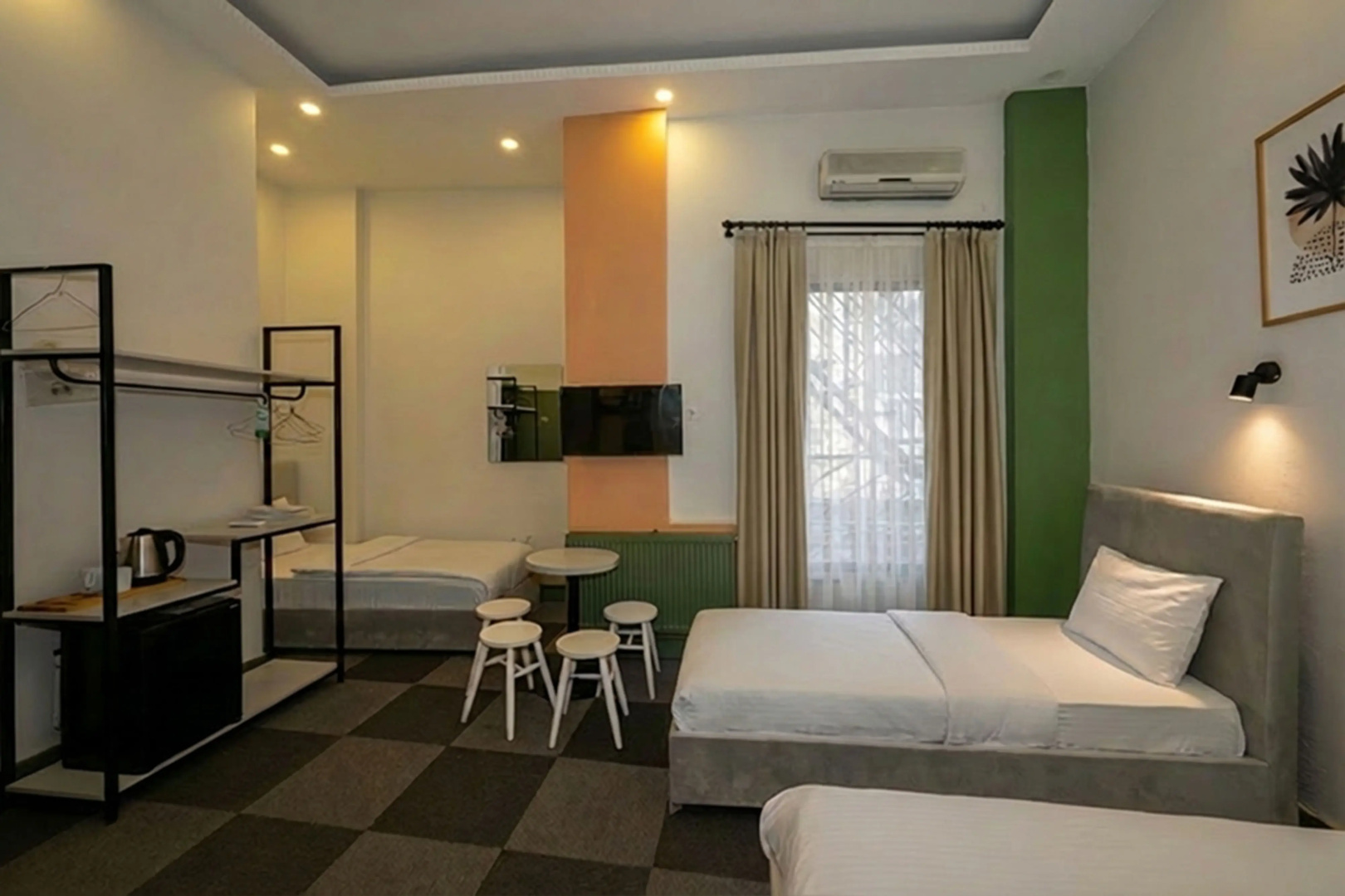 Photo - Rafinn Hotel