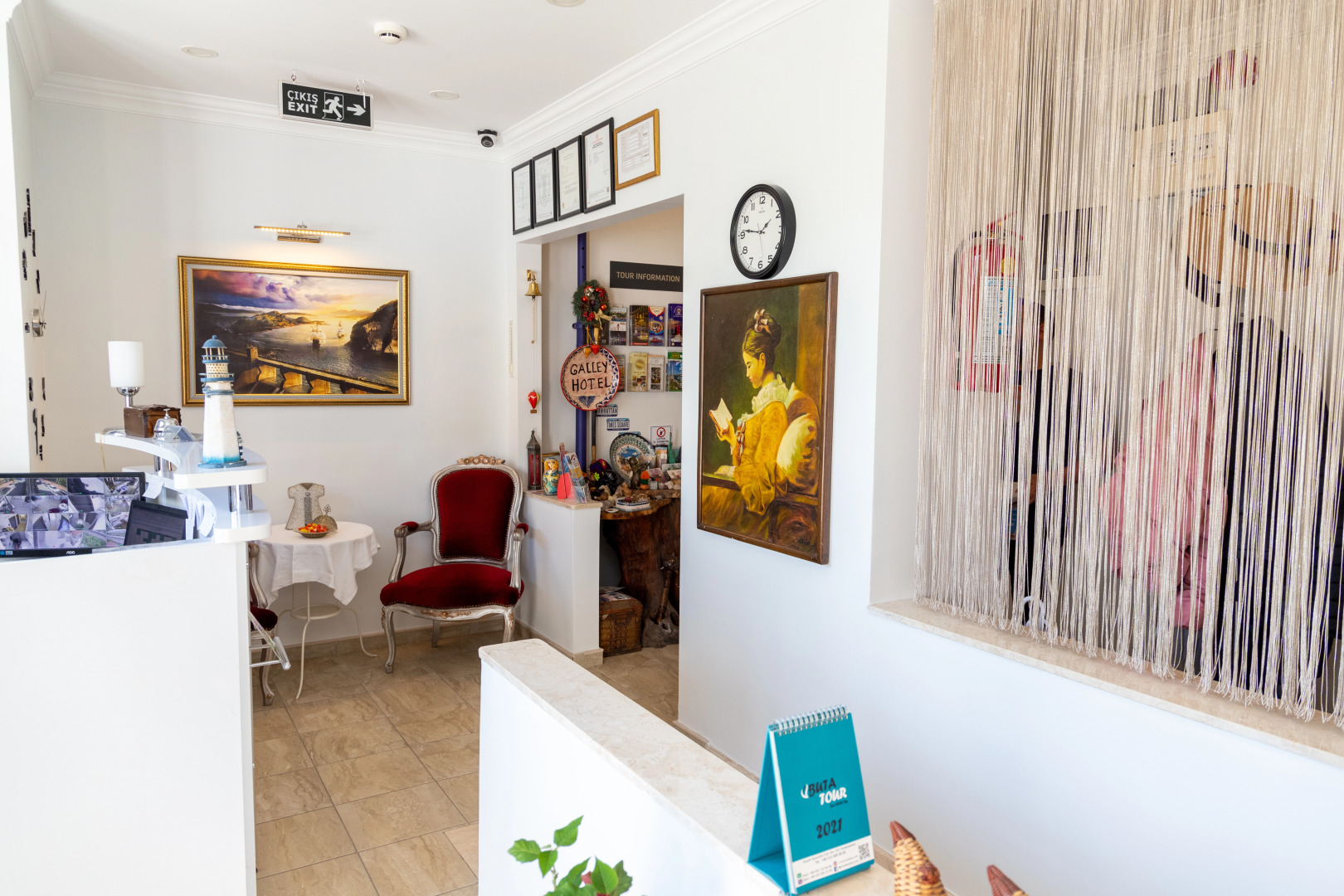 Photo - Galley Hotel