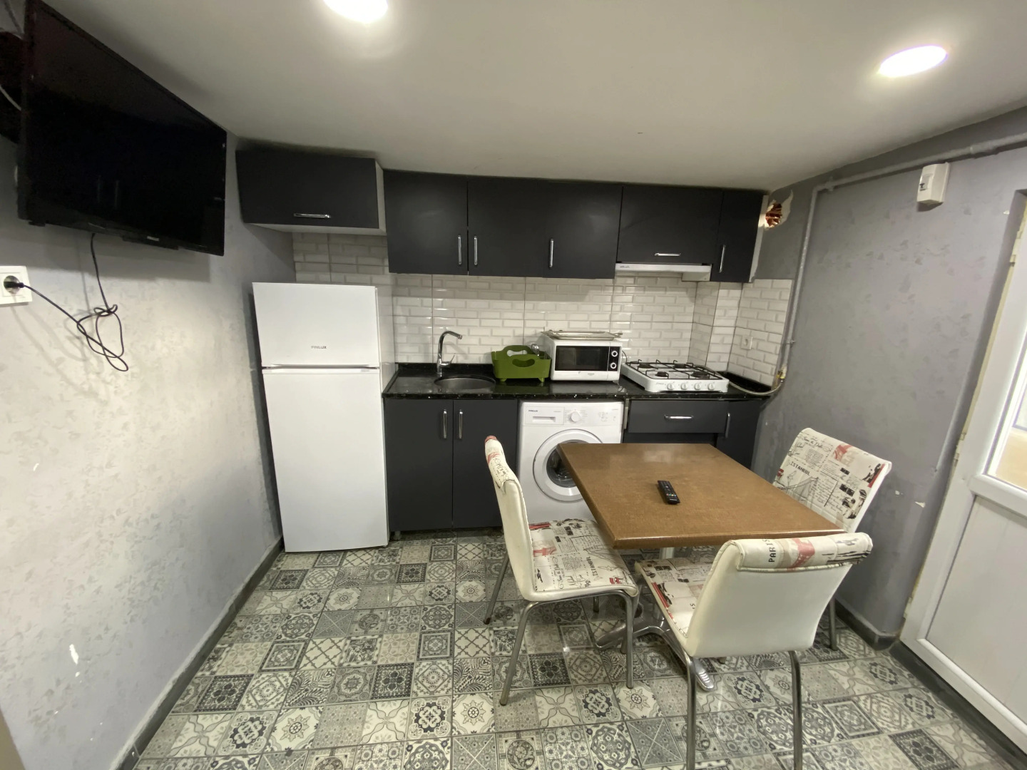 Photo - Orange Airport Hotel