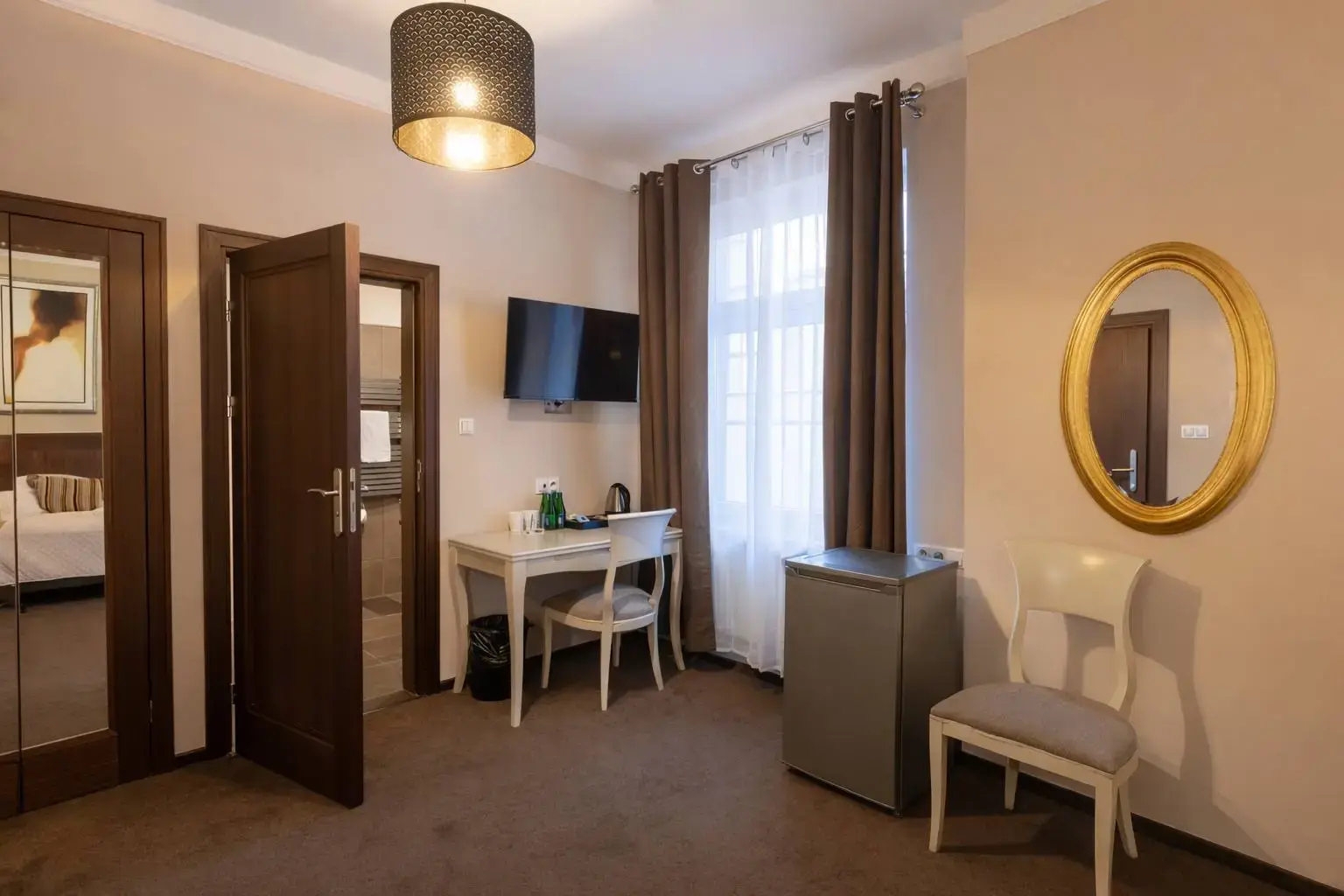 Photo - ROYAL ROOMS by WOW HOMES