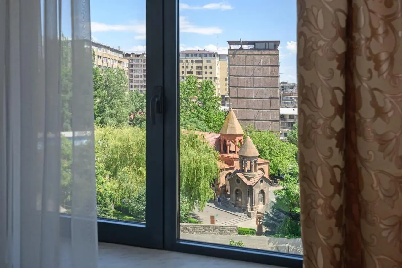 Foto - Royal Plaza by Stellar Hotels, Yerevan