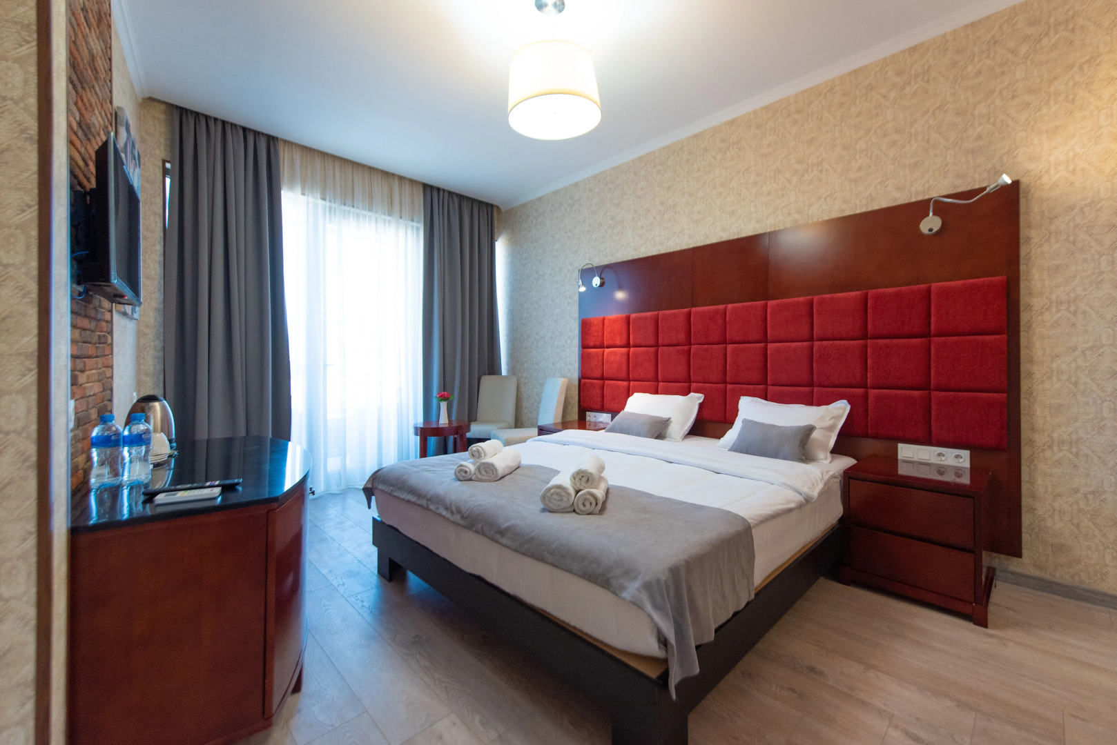 Photo - Kraveli Hotel