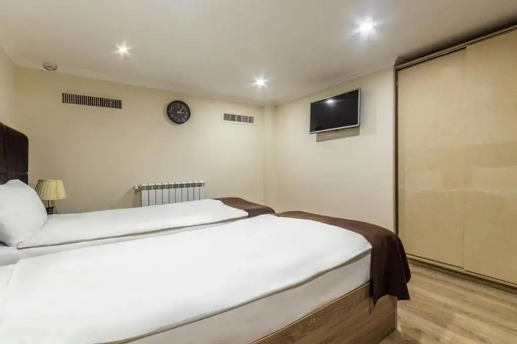 Photo - Deluxe Hotel