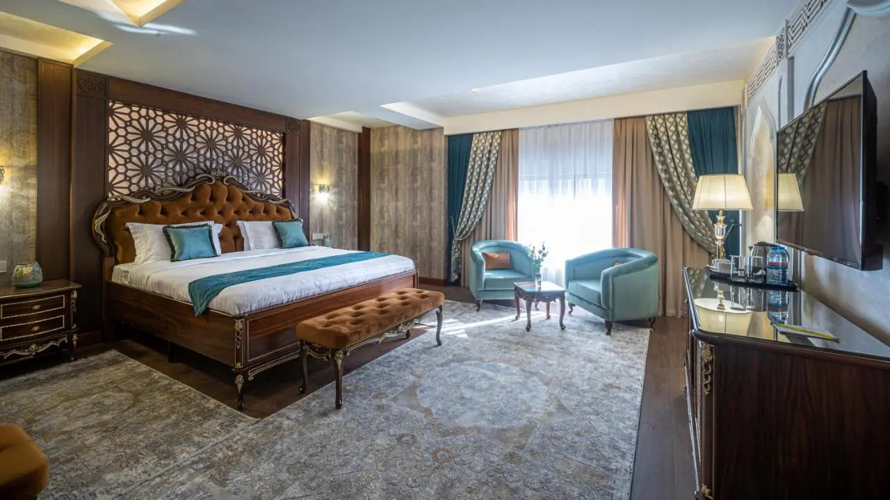 Photo - Manor Hotel