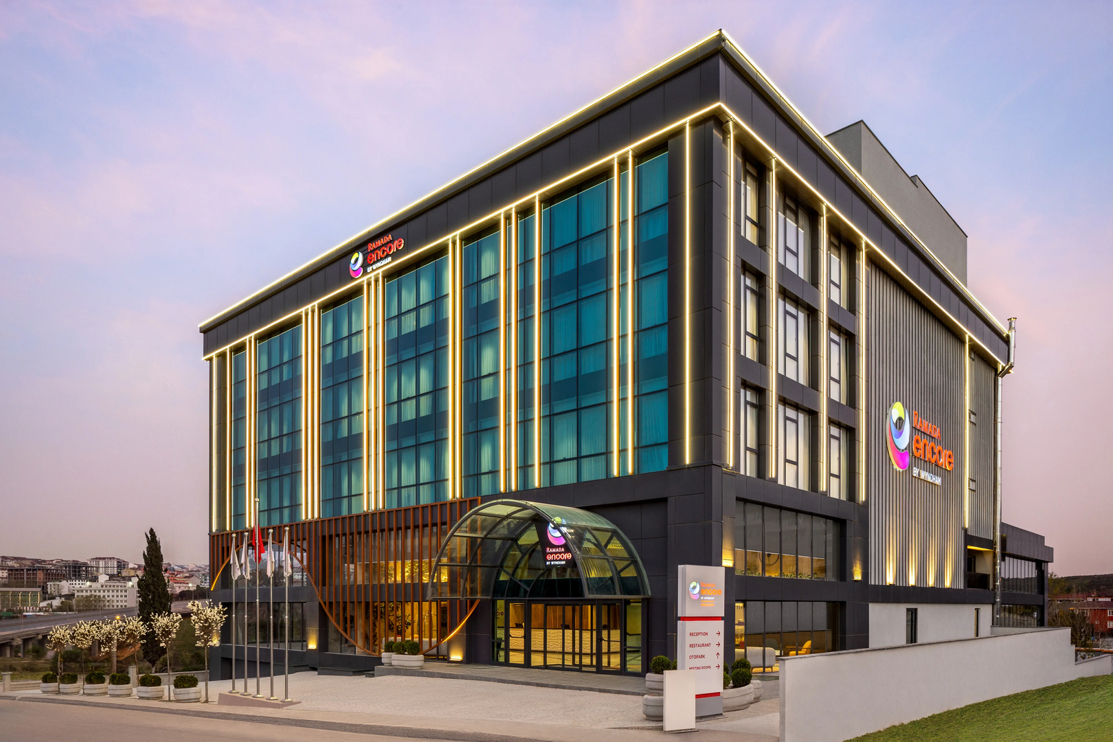 Foto - Ramada Encore by Wyndham Istanbul Arnavutkoy
