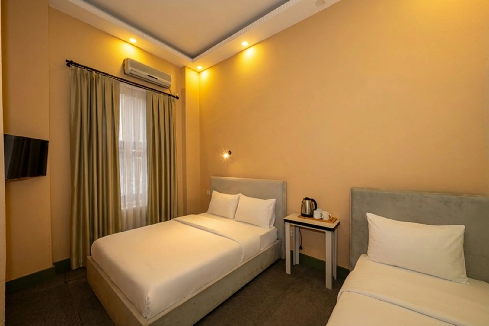 Photo - Rafinn Hotel