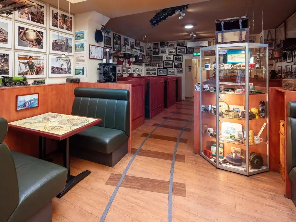 Photo - A-Train Hotel