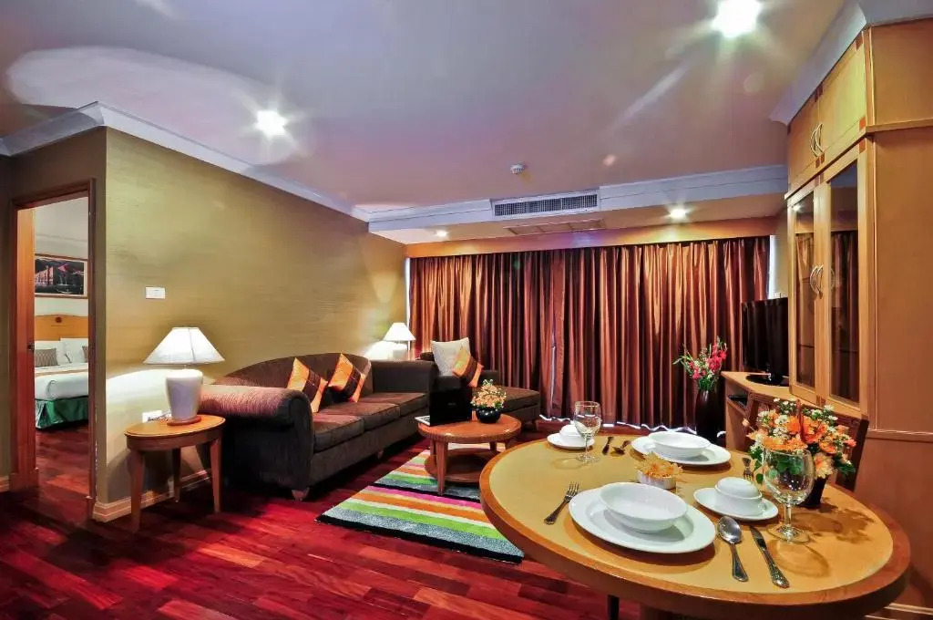Photo - Admiral Suites Bangkok