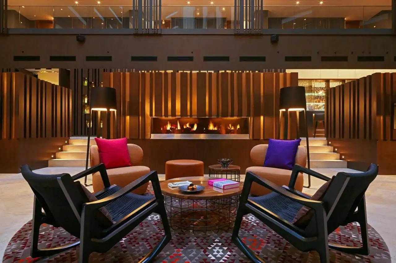 Foto - Sheraton Grand Tbilisi Metechi Palace