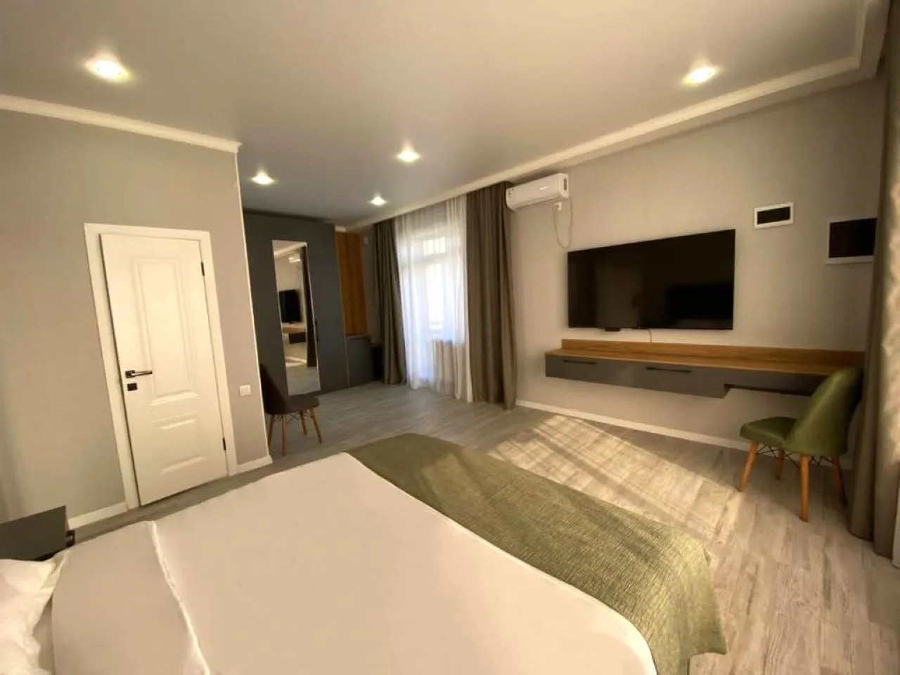 Foto - Dosman Hotel Bishkek