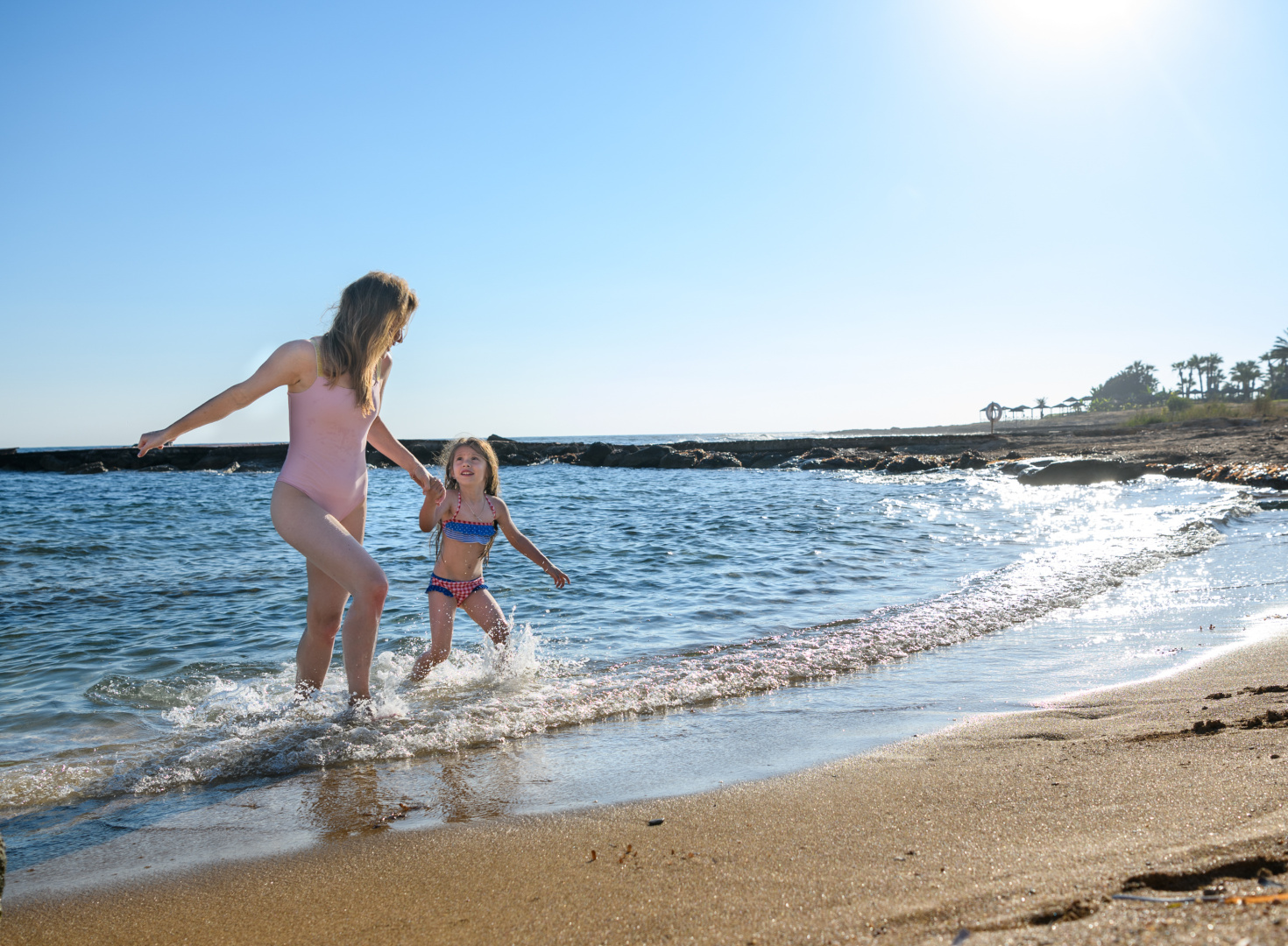 Photo - Constantinou Bros Athena Beach Hotel