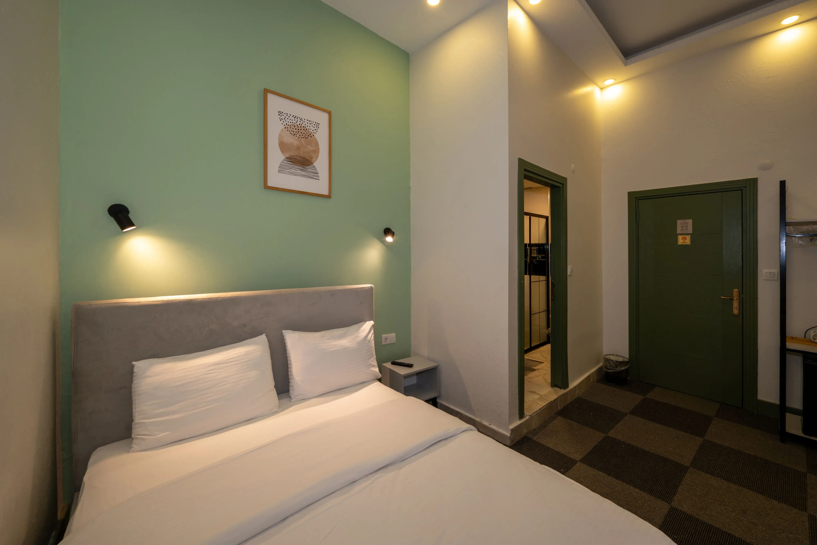 Photo - Rafinn Hotel