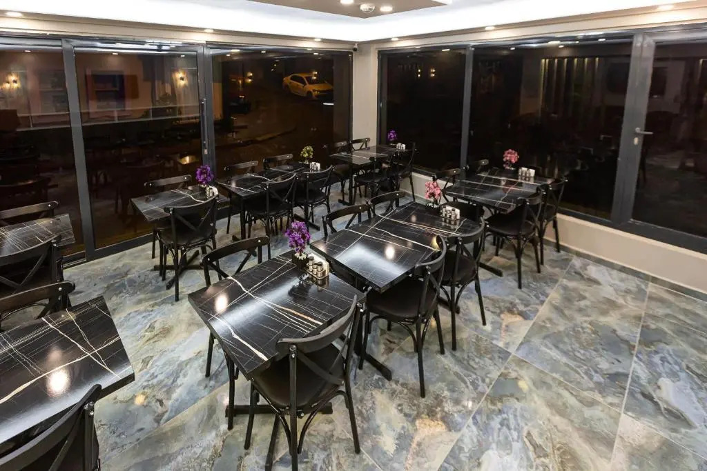 Photo - Ria Suites Boutique Hotel