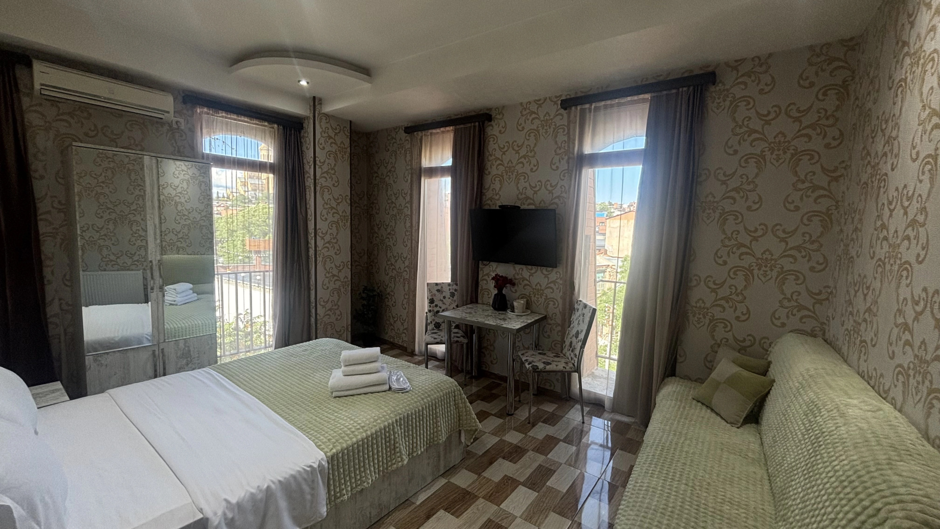 Foto - New Royal Hotel