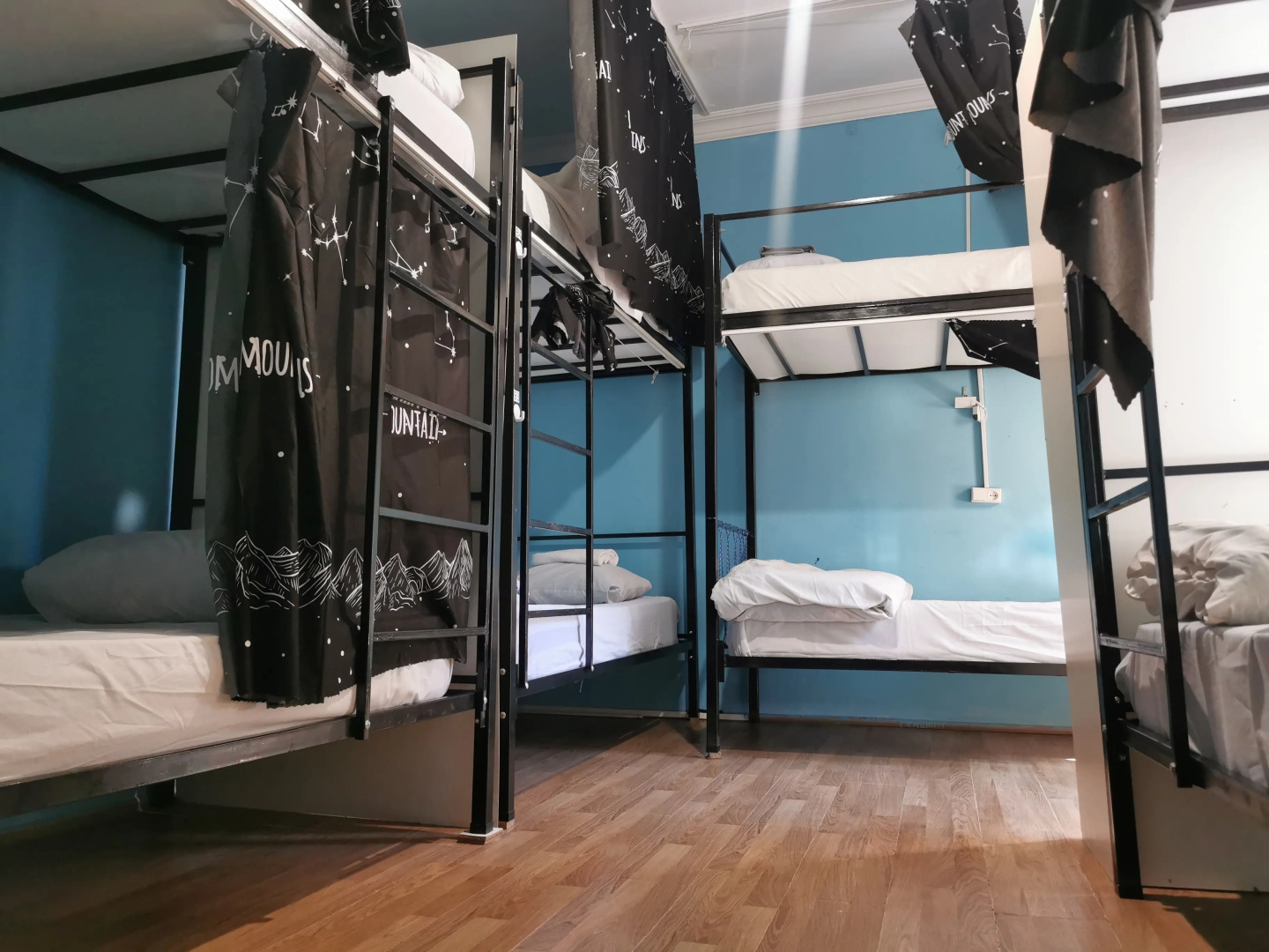 Photo - Harmony Backpackers Hostel