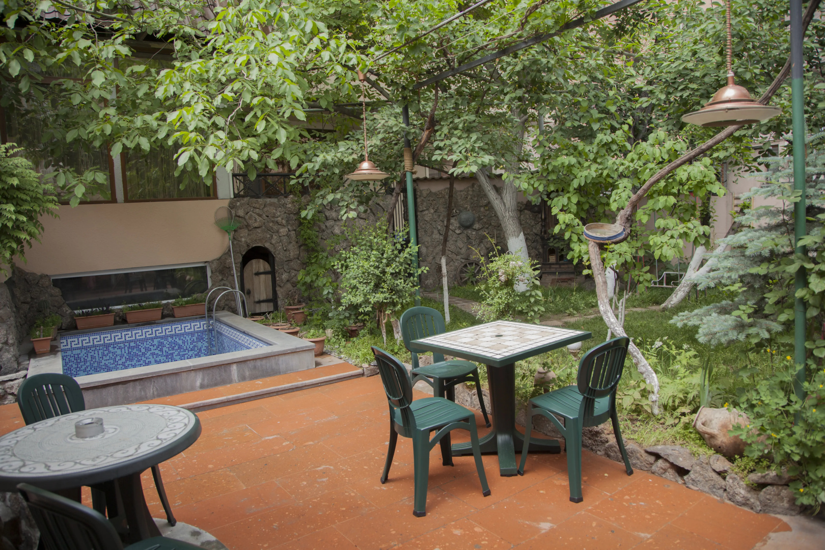 Photo - Hin Yerevantsi Hotel