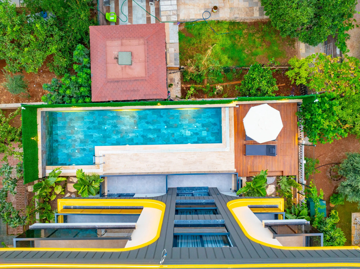 Foto - Zeluxe Suite Hotel