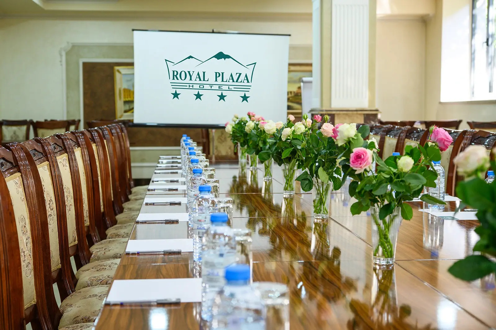 Foto - Royal Plaza by Stellar Hotels, Yerevan