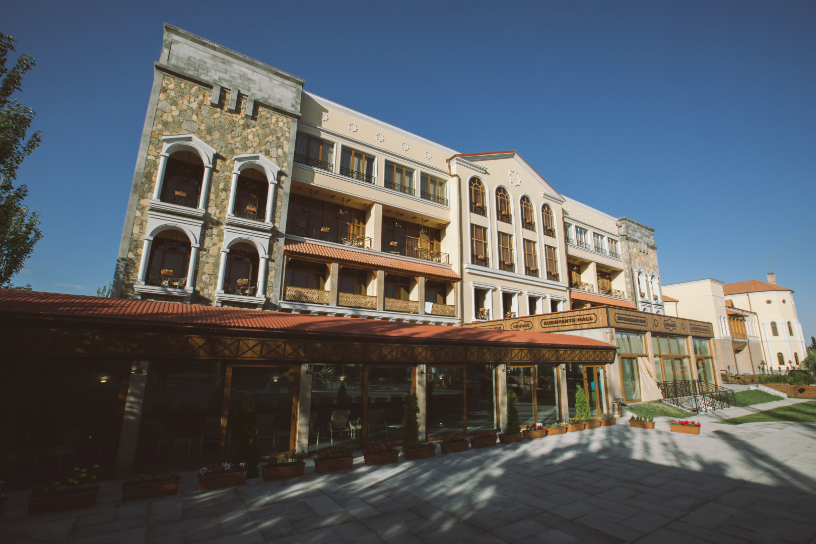 Photo - Caucasus Hotel