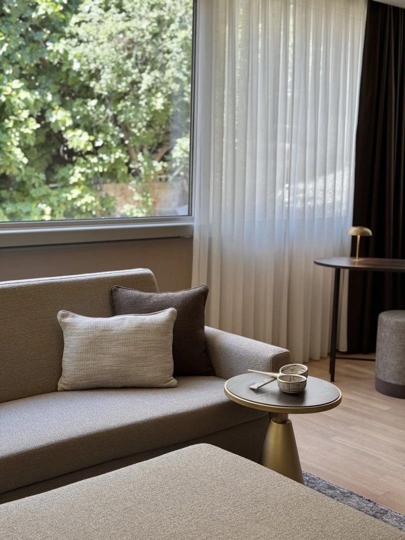 Photo - Weingart Suites Hotel