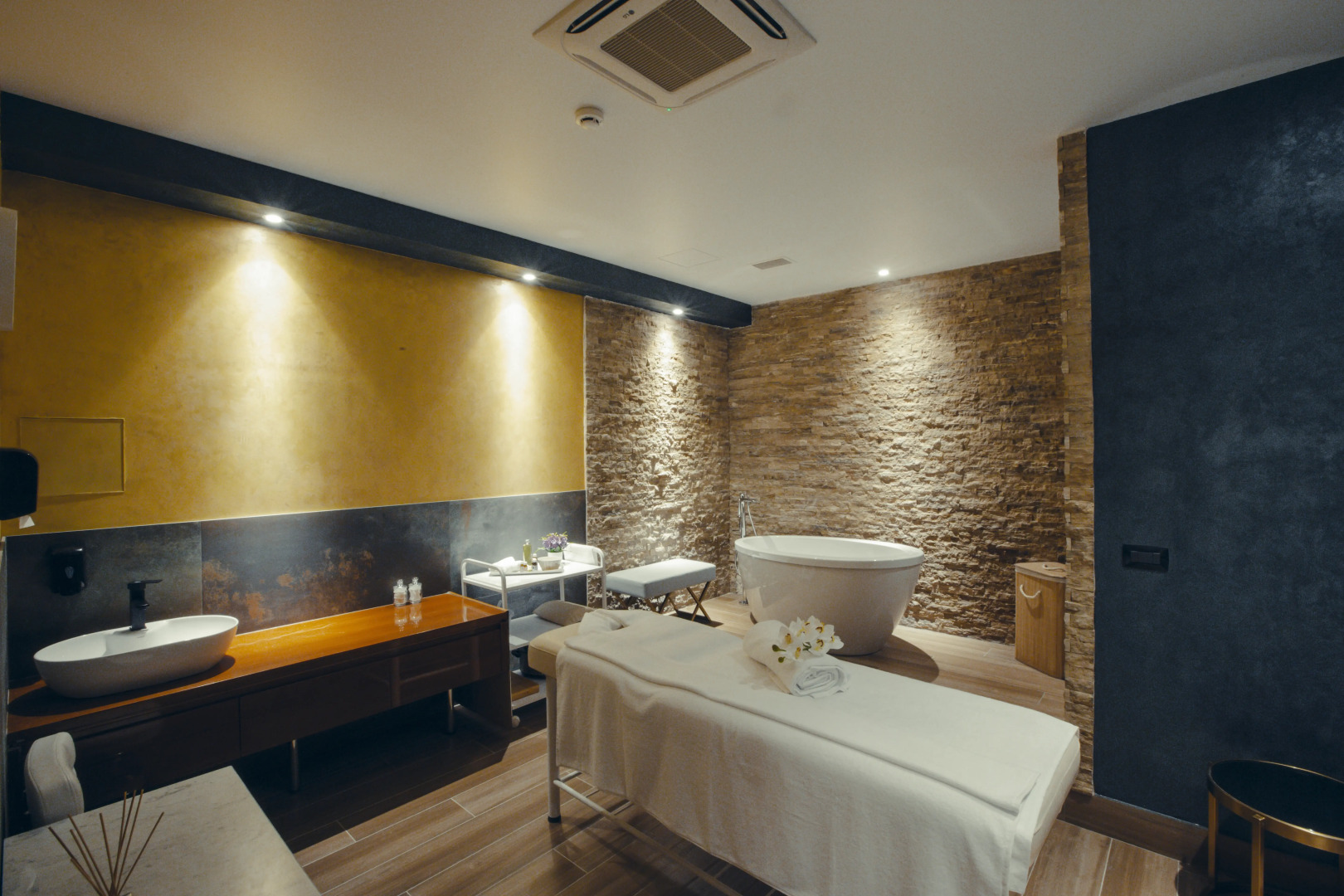 Photo - Marjan Plaza Hotel