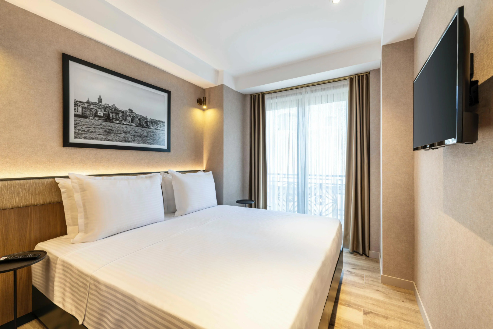 Photo - Emilion Hotel