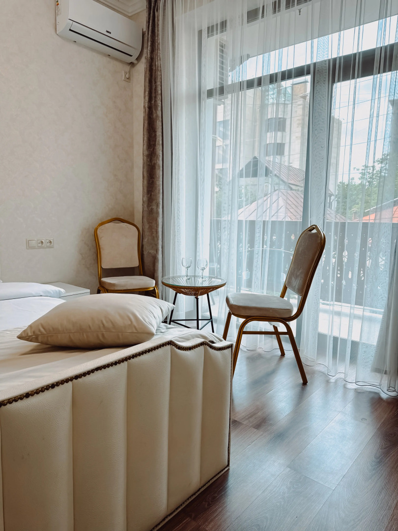 Photo - Armenia Hotel