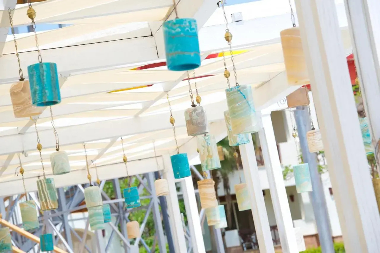 Photo - Amphoras Aqua Adults Friendly