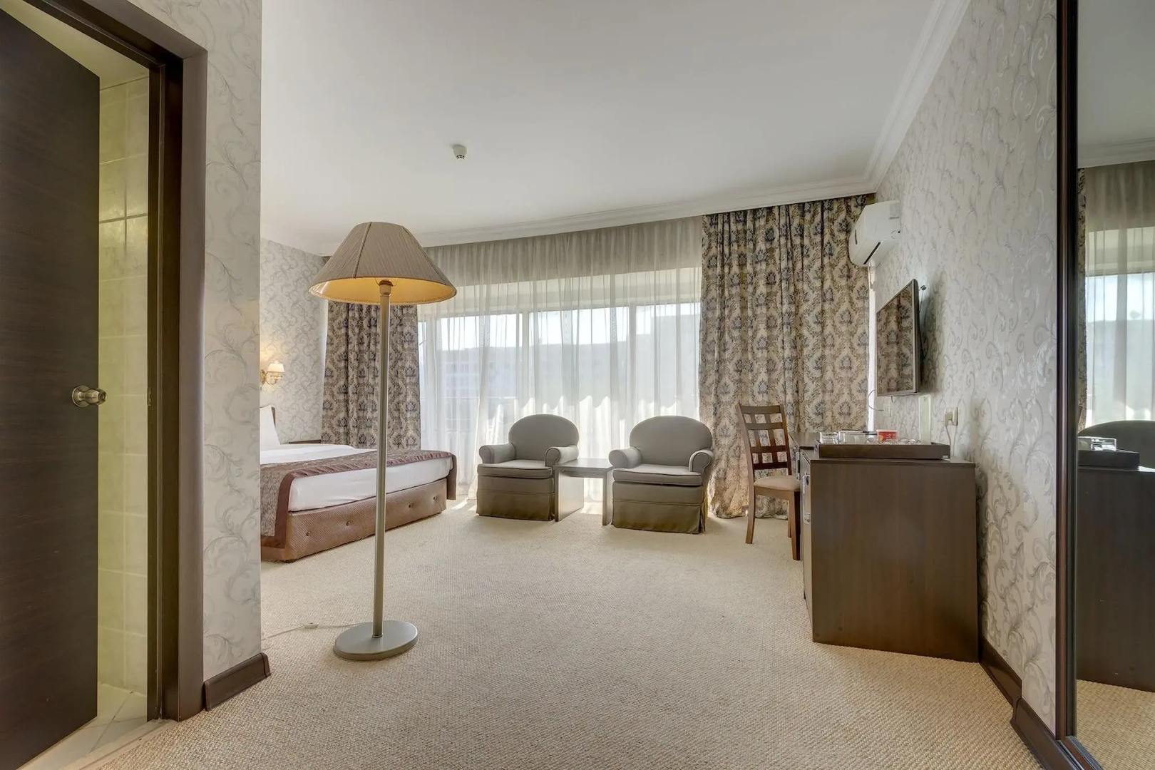 Foto - Premier Alatau Hotel