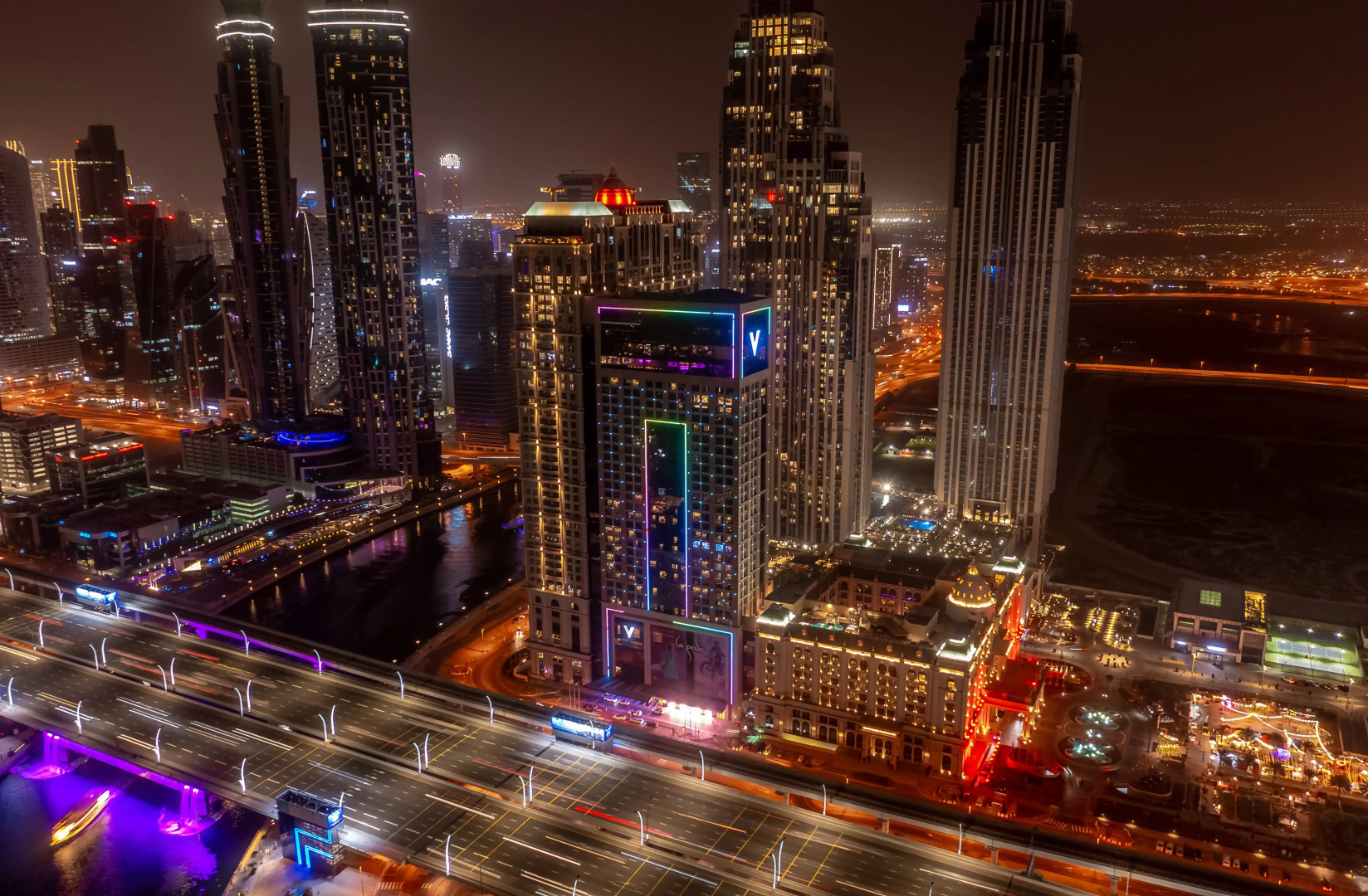 Foto - V Hotel Dubai, Curio Collection by Hilton