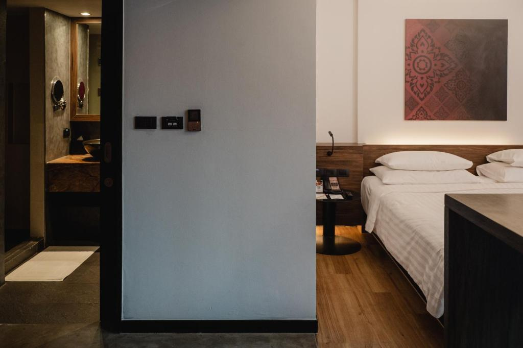 Photo - RakYim Siam - Sukhumvit 15