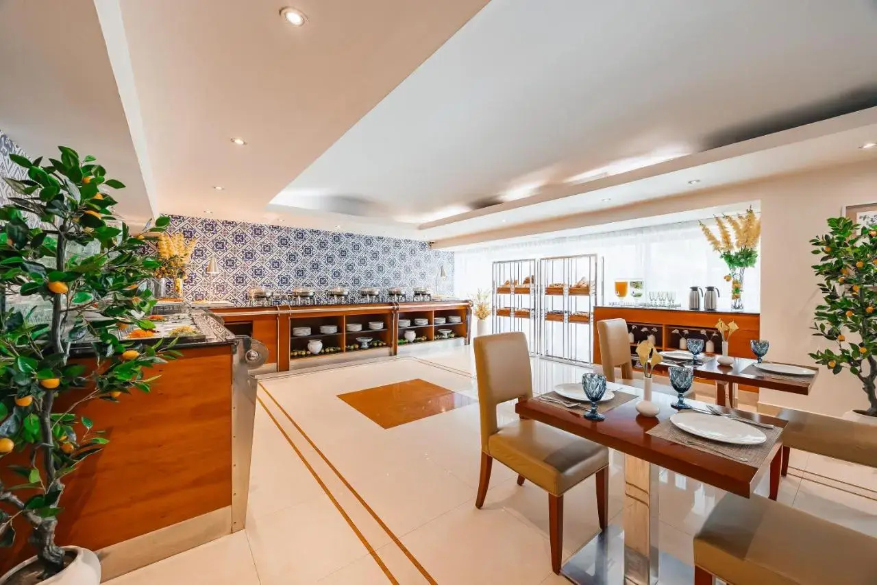 Photo - Golden Sands Hotel Apartments