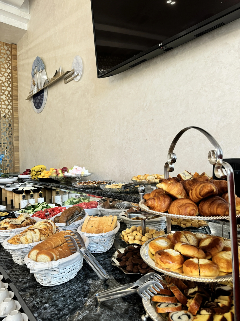 Photo - Garnet Mir Hotel