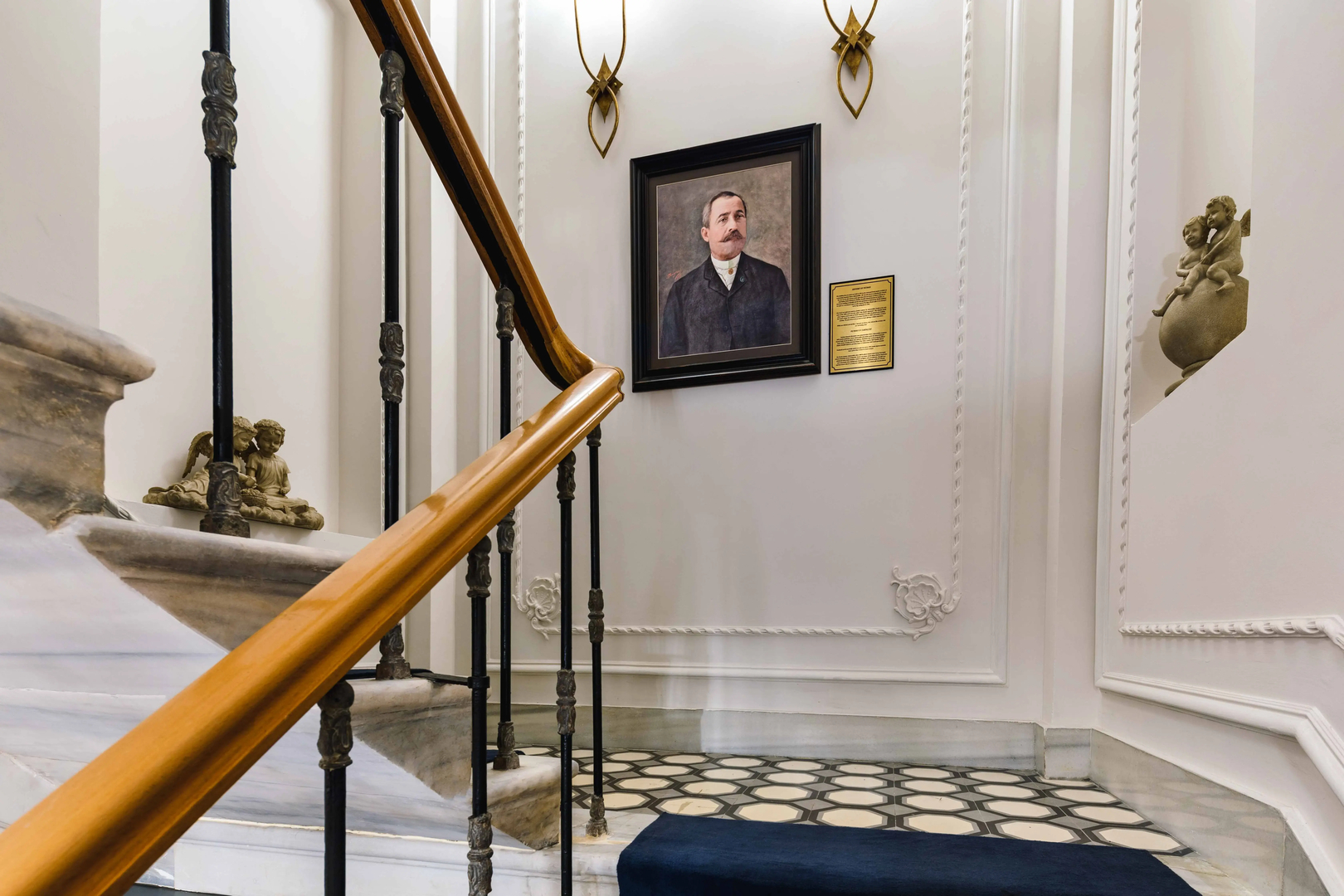 Photo - Petros Hotel