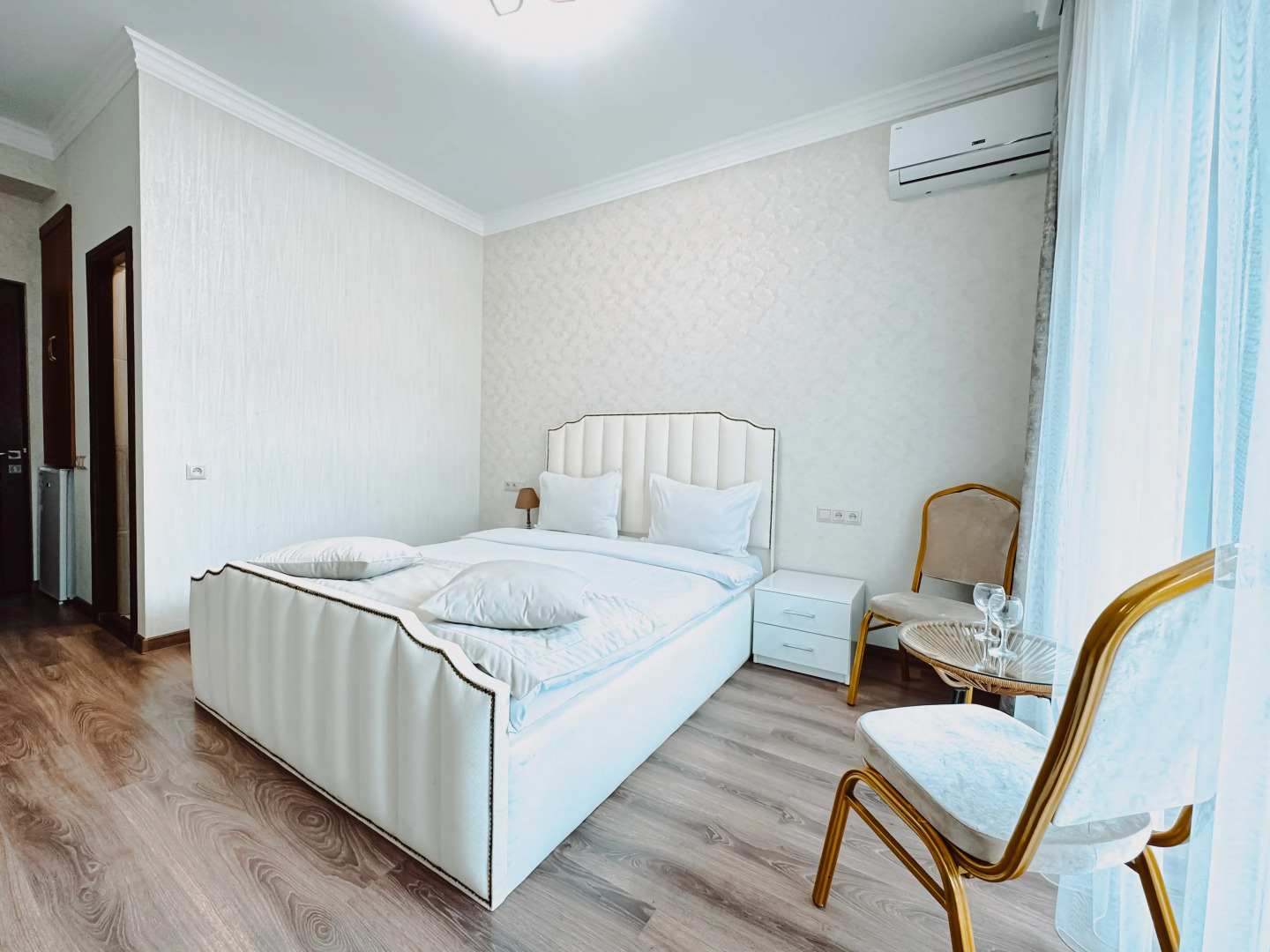 Photo - Armenia Hotel