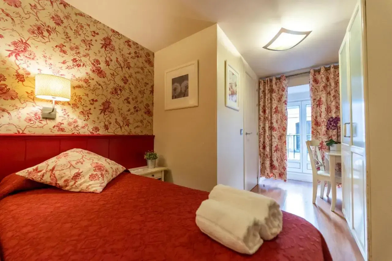 Photo - Hostal Matheu